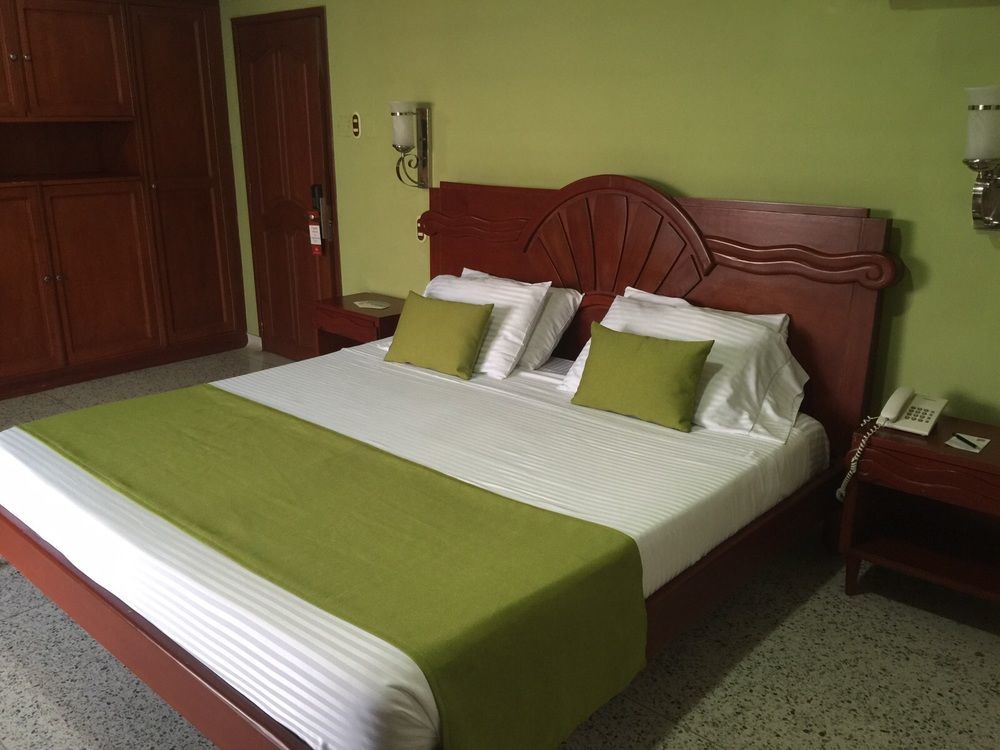 Hotel Caribe 79 Barranquilla  Bagian luar foto